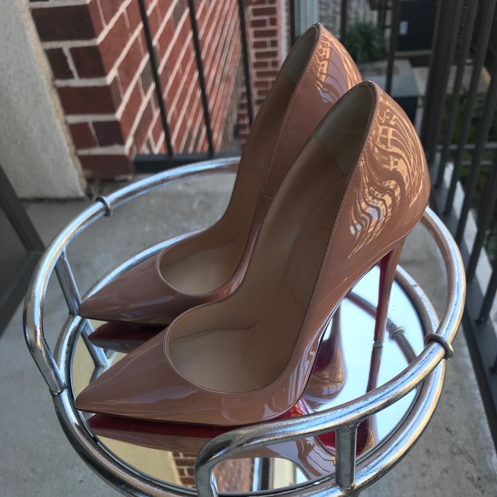 Pigalle Follies Pointy Toe Pump